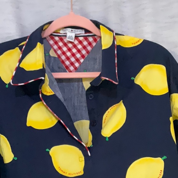 Classic Tommy Hilfiger sleepshirt. Lemons - Picture 2 of 3